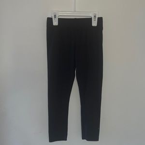 Girl’s black leggings (size: 4)